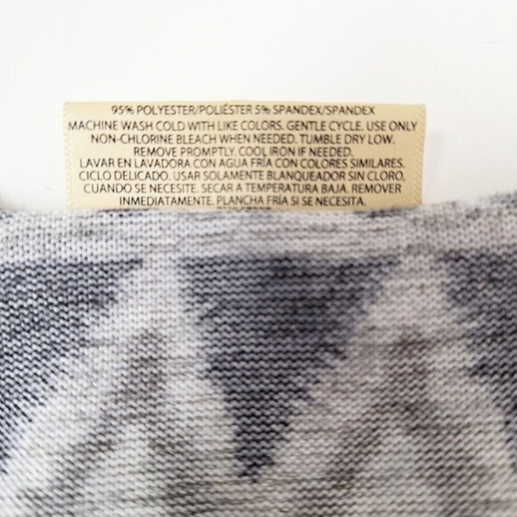 Bobbie Brooks Size 3X Plus Size Geometric Print 3/4 Sleeve Scoop Neck Tunic Top - Picture 6 of 9